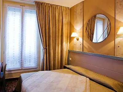 Le Relais Du Marais Hotel 3*