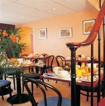Le Relais Du Marais Hotell