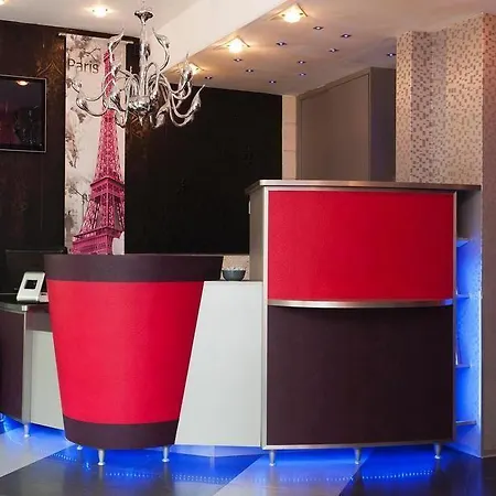 Le Relais Du Marais Hotell 3*
