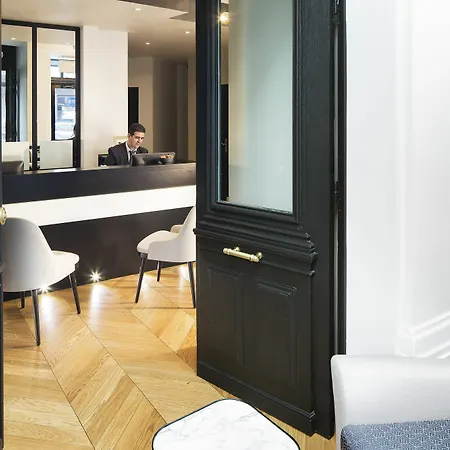 Le Relais Du Marais Hotell 3*