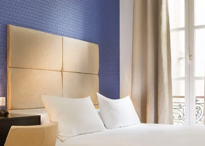 Le Relais Du Marais Hotel 3*