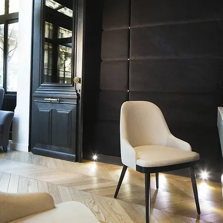 Le Relais Du Marais Hotel 3*